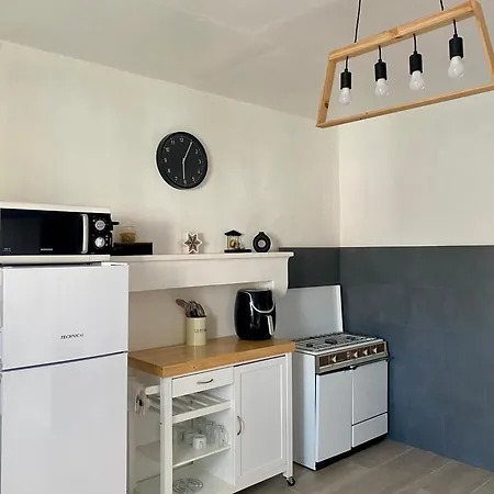 Maison Agreable A بيت للعطل *